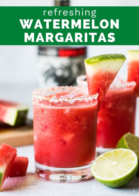 This Watermelon Margarita is made with only 3 simple ingredients (yes, only 3!) and can be served frozen or on the rocks. Naturally sweetened with only fruit, this cocktail is sure to become a go-to every summer! #margarita #watermelonmargartita Fresh Margarita Recipe, Summer Margaritas, Watermelon Margaritas, Fresh Margarita, Easy Summer Cocktails, Margarita On The Rocks, Summer Eats, Healthy Cocktails, Watermelon Margarita