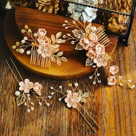 STOBOK Pack of 4 Vintage Gold Flower Pearl Hair Comb Crystal Hairpins Bridal Headpieces Wedding Hair Accessories for Women - Pink Flower Leaf Hair Accessories, Gold Hair Comb Wedding, Flower Bridal Hair, Bridal Floral Headpiece, Wedding Hair Clip, Bridal Headwear, Hair Comb Accessories, Headpiece Hairstyles, Crystal Hair Pins