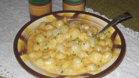 Grandmas Famous Creamed Onions Au Gratin Recipe - Genius Kitchen Best Seller Books, Au Gratin Recipes, Creamed Onions, Pearl Onions, Famous Recipe, Onion Recipes, Vegetable Sides, Side Recipes, Veggie Sides