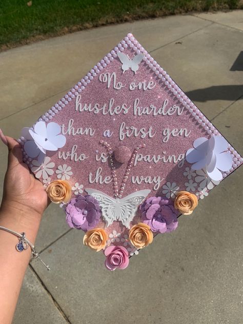 Graduation Pictures First Generation, Grad Cap Ideas First Generation, Grad Cap First Generation, First Gen Grad Cap, First Gen Cap Ideas, Graduation Cap Dedicated To Mom, Spiritual Graduation Caps, Grad Cap Ideas College First Generation, Grad Caps For Moms