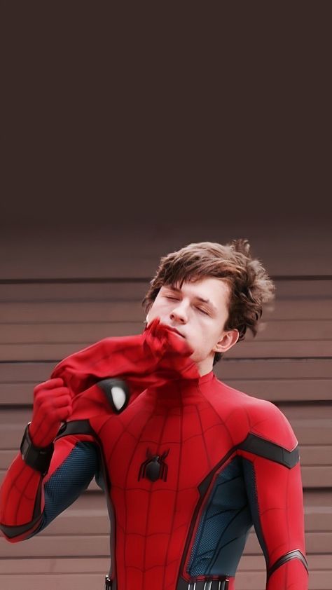 Tom Holland Spiderman Wallpaper, Peter Parker Wallpaper, Peter Park, Spiderman Wallpaper, Parker Spiderman, Peter Parker Spiderman, 3d Wallpapers, Marvel Superhero Posters, Marvel Images