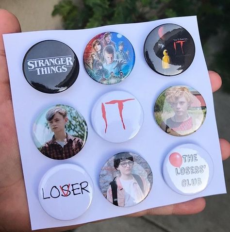 Stranger Things Keychain, Stranger Things Merch Aesthetic, Stranger Things Patches, Pennywise Memes Funny, Horror Movie Keychains, You'll Float Too, Finn Stranger Things, It The Clown Movie, I'm A Loser