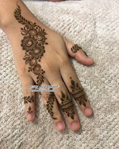 Henna Designs Hand Beautiful, Modern Mehndi Design, Simple Henna Designs Hand, Full Hand Mehndi Design, Modern Mehndi, Celebrate Success, Finger Henna Designs, Hand Mehndi Design, Henna Designs For Kids