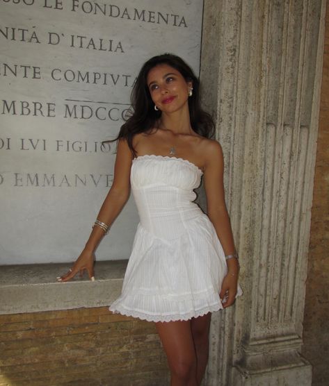 too hot here I had to sit down for a minute 🍦 White Outfit Summer Party, Photo Poses In Dress, Poses In Dresses Instagram, Italian Women Beautiful, Elegant Poses For Women, White Dress Poses, Dress Poses Photo Ideas, Europe Aesthetic Outfit, Summer Elegant Outfit