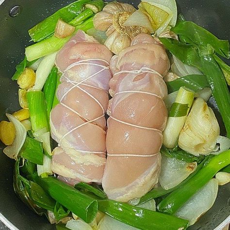 we made this as our homemade tori paitan ramen's topping. the chicken nanban turned out pretty well ngl but.. the ramen? this will be our first and last trial <3 Ramen Toppings, Pre Cooked Chicken, The Chicken, How To Cook Chicken, Aesthetically Pleasing, Ramen, Chicken, Turn Ons