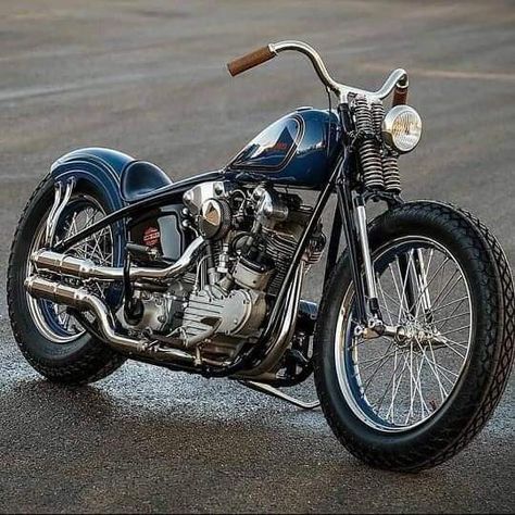 Custom Motorcycles Bobber, Sportster Bobber, Old School Chopper, Harley Davidson Panhead, Мотоциклы Cafe Racers, Harley Bobber, Bobber Bikes, Chopper Motorcycle, Harley Bikes