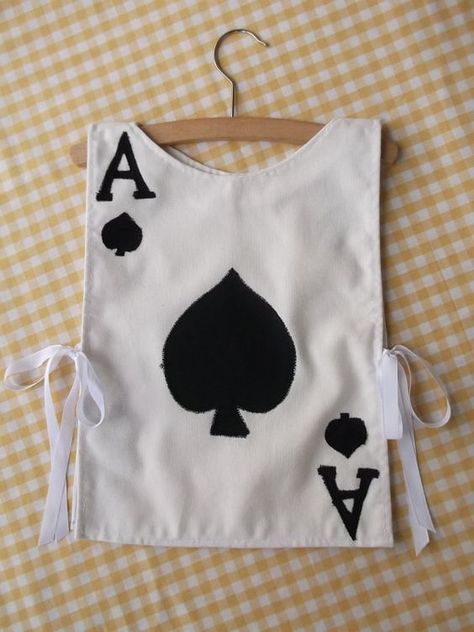 Ace Of Spades Costume, Fantasia Diy, Halloween Games For Adults, Costumes Faciles, Card Costume, Alice Costume, Baby Kostüm, Alice In Wonderland Costume, Wonderland Costumes