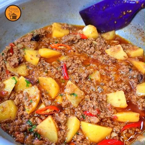 Keema Aloo, Aloo Keema, Keema Recipe, Keema Recipes, Snap Food, Yummy Food, Chicken, Quick Saves