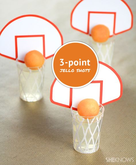 March Madness 3-point jello shots with vodka-soaked cantaloupe basketballs! Buffalo Chicken Appetizers, Jello Shots Vodka, March Madness Parties, Jordan Year, March Madness Basketball, Chip Bowl, Jello Shot, Basketball Party, Basketball Theme