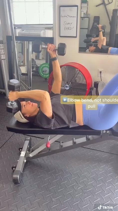 aprilhillfitness on Instagram: 💀Skull crush💀 💀Another exercise you see a lot in my programs as well as others are skull crushers. 💀The biggest thing I see is people’s… Skull Crushers, Shoulder Workout, Arm Workout, Core Workout, Abs Workout, Workout Videos, Workout Clothes, Gym Equipment, On Instagram