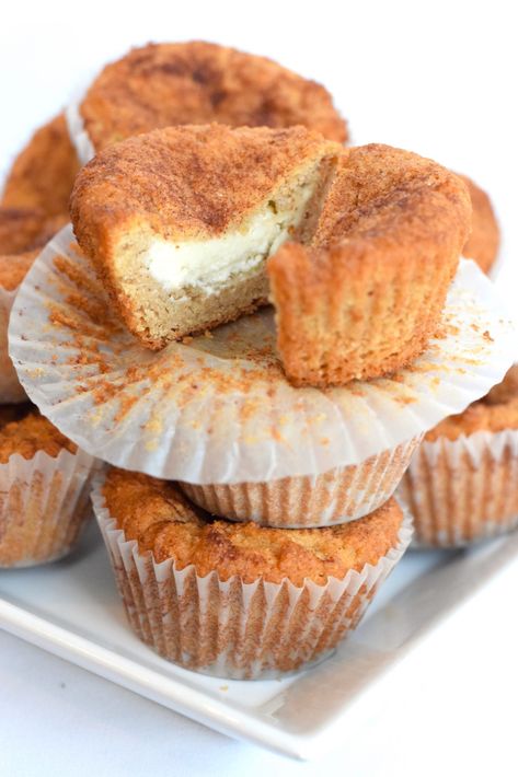 keto cream cheese muffin recipe Chocolate Cream Cheese Muffins, Snickerdoodle Desserts, Keto White Chocolate, Cinnamon Sugar Muffins, Snickerdoodle Muffins, Chocolate Chip Cookie Cheesecake, White Chocolate Cream, Keto Cream, Keto Chocolate Chip Cookies