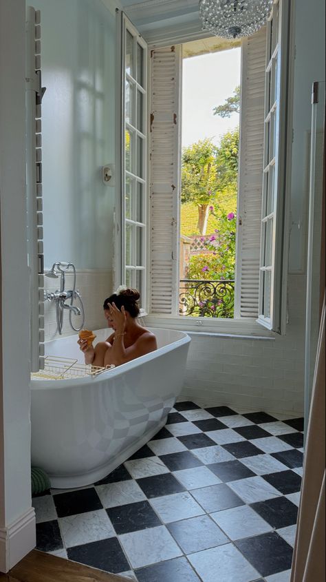 French chateau, bathroom inspo, freestanding bath tub, checkered floors, airbnb, france, countryside Checker Bathroom, French Chateau Bathroom, Painted Clawfoot Tub, Checkered Floor Bathroom, Chateau Bathroom, France Countryside, Checkered Floor, Michigan Beaches, Floor Bathroom