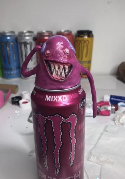 Monster Can Clay Art, Monster Can Sculpture, Monster Can Crafts, Ceramic Monsters, Halloween Tea Party, Soda Can Art, Clay Monsters, Soda Can Crafts, Spray Can Art