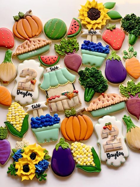 Farmers Market Birthday Party, Farm Baby Shower, Thanksgiving Time, Sugar Cookie Royal Icing, Baby Birthday Themes, Sugar Cookie Designs, Toy Food, Cookie Party, Marketing Cookies