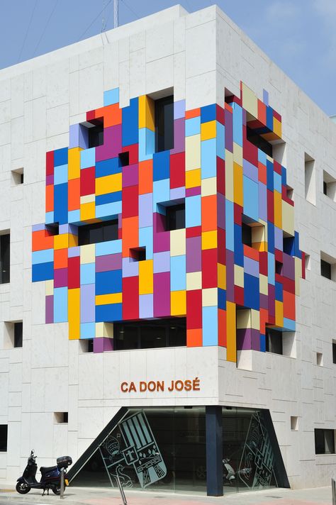 Colorful Facade, Colorful Architecture, Colour Architecture, Facade Material, Kindergarten Design, Cultural Centre, Cultural Architecture, Lighting Design Interior, Building Facade