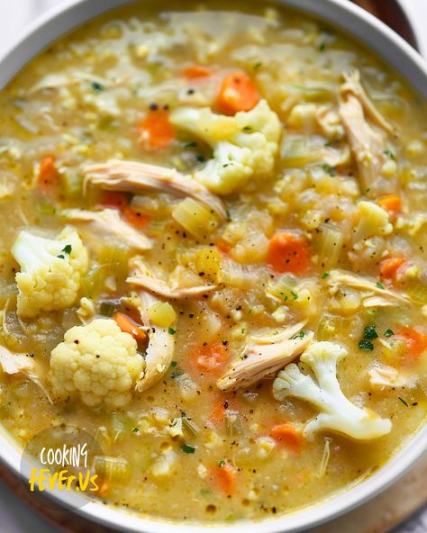 Cauliflower Chicken Soup Coliflower Soup, Cauliflower Chicken Soup, Chicken Breast Soup, Cauliflower Soup Healthy, Cauliflower Chicken, Chicken Soup Recipes Easy, Grandma's Recipes, Soups Stews Chilis, Cauliflower Soup Recipes