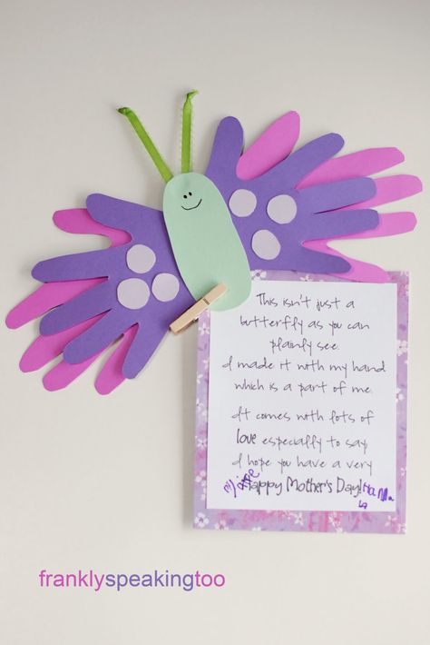 Frankly Speaking Too: iLoveToCreate: Butterfly Mother's Day Card Mother's Day Projects, Mother's Day Activities, Butterfly Card, Footprint Art, Mothers Day Crafts For Kids, Handprint Crafts, Daycare Crafts, Classroom Crafts, Mother's Day Diy