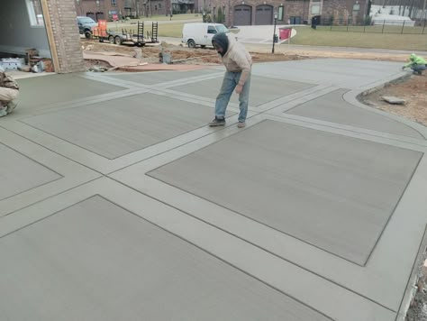 Beautiful Home Driveway Ideas Modern, 4 Car Driveway Ideas, Concrete Patio Landscaping, Stamped Concrete Driveway Ideas, Concrete Driveway Ideas, Industrial Patio, Stamped Concrete Driveway, Design Per Patio, Cement Patio