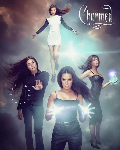 Charmed Comics, The Charmed Ones, Phoebe Charmed, Charmed Ones, Phoebe Halliwell, Marvel Jean Grey, Charmed Tv Show, Charmed Book Of Shadows, Charmed Tv