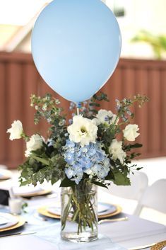 Baby Boy Baby Shower Decorations, Babyshower Decoration For Boys, Boy Baby Shower Flower Centerpieces, Balloon Centerpieces Baby Shower Boy, Neutral Blue Baby Shower Ideas, Boy Babyshower Decoration Ideas, Blueberry Baby Shower Decor, Dusty Blue And Sage Green Baby Shower Ideas, Flowers For Baby Shower Boy