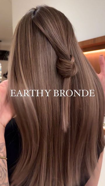 Neutral Undertone Hair Color, Natural Brown Hair With Highlights, Soft Brown Balayage, Light Skin Hair Color, Sandy Brown Hair, Natural Brown Hair, Brown And Blonde, Warm Brown Hair, Brown Hair Inspo