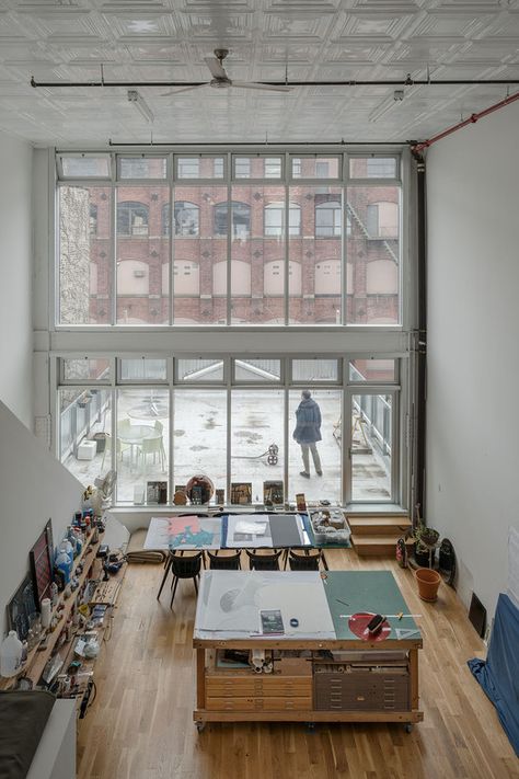 Atelier Interior, Creative Studio Space, Courtney Smith, Design Studio Workspace, Design Studio Office, Art Studio Space, Art Gallery Interior, Art Studio Design, Studios Architecture