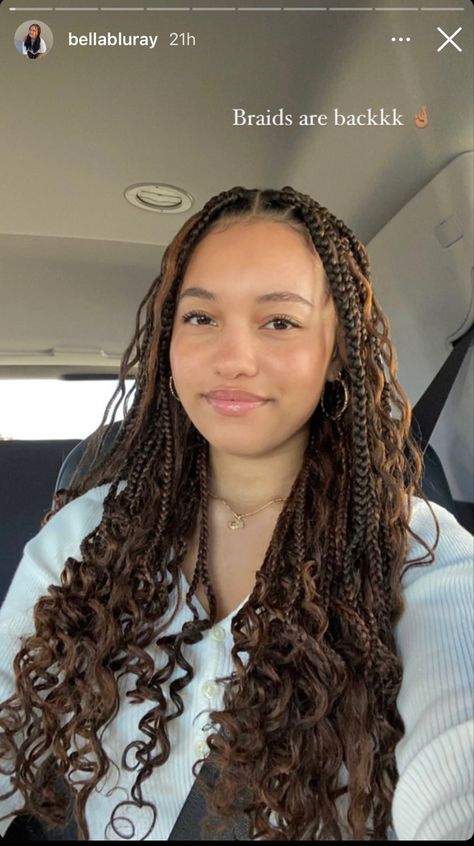 Brunette Braids Black Women, Type Of Braids For Black Women, Biracial Braids, Mixed Girls With Braids, Braids On Light Skin Women, Light Skin With Braids, Light Skin Braids, Braids For Light Skin Women, Braids Mixed Girl