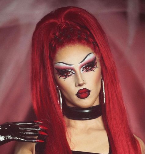 Drag Makeup On Women, Demon Queen Makeup, Drag Eyeshadow Looks, Vampire Drag Makeup, Drag Show Makeup, Halloween Drag Makeup, Drag Makeup Inspiration, Black Drag Queen Makeup, Drag Vampire