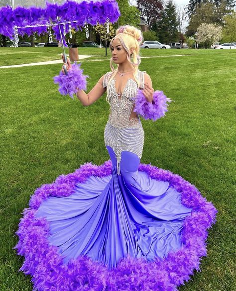 Prom Dress Sheer, Purple Prom Dresses, Feather Prom Dress, Luxury Purple, Prom Inspiration, Sparkly Prom Dresses, African Prom Dresses, Purple Prom, Gorgeous Prom Dresses