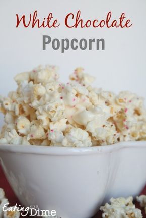 Chocolate Popcorn Recipe, White Chocolate Popcorn Recipe, Popcorn Business, Popcorn Recipes Chocolate, Popping Popcorn, White Chocolate Popcorn, Blue Sprinkles, Popcorn Treats, Popcorn Snacks