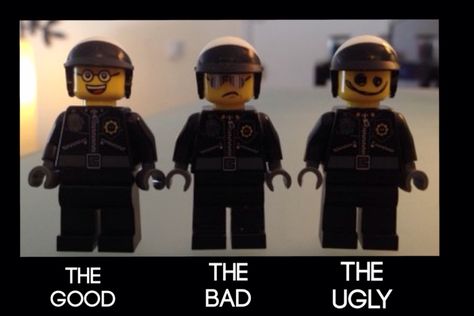 Good cop/bad cop/defaced cop Bad Cop Lego Movie, Good Cop Bad Cop, Lego Film, Animated Movies For Kids, Tmnt Comics, Draw The Squad, Lego Characters, Big Crush, Lego Worlds