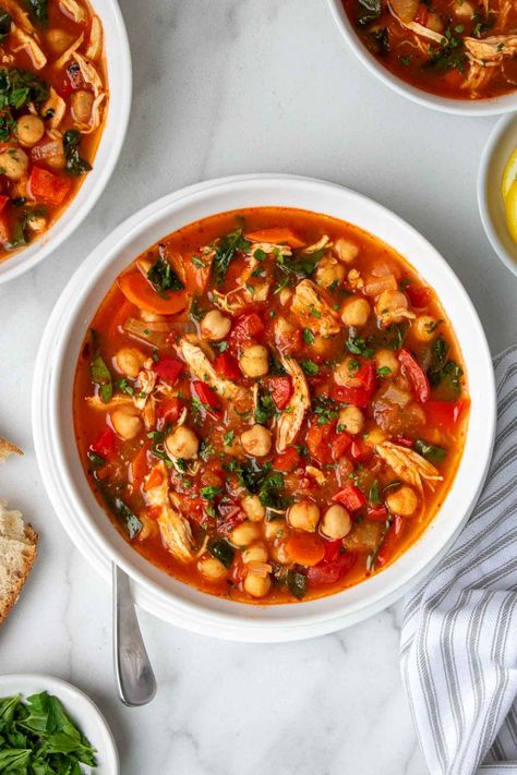 Chickpea Chicken Soup - Stephanie Kay Nutrition Chickpea And Chicken Recipes, Lunch And Dinner Meal Prep, Dinner Meal Prep Ideas, Gourmet Soups, Chickpea Chicken, 1500 Calorie Diet Plan, Kay Nutrition, Healthy Meal Prep Recipes, Meal Prep Easy