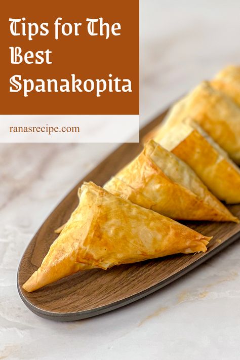 Spanokita Recipe Greek Easy, Spanicopita Recipe Phyllo Dough, Spanikopita Recipes Easy, Spanakopita Recipe Easy, Easy Spanakopita, Spanakopita Triangles, Greek Snacks, Philo Dough, Spanakopita Recipe