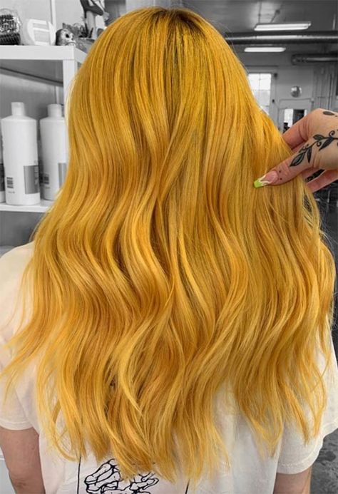 61 Sunshine Yellow Hair Color Shades to Liven up Your Look - Glowsly Strawberry Blonde Hair Ombre, Vivid Hair Color Ideas, Yellow Hair Dye, Rose Blonde Hair, Yellow Hair Color, Vivid Hair, Black Hair Balayage, Strawberry Blonde Hair Color, Silver Blonde Hair