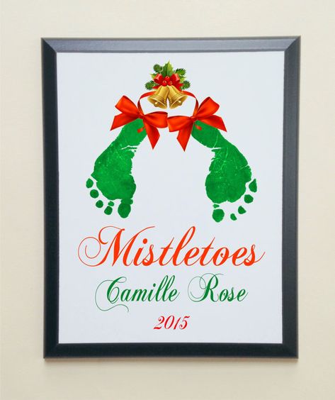 Mistletoes Footprint Craft, Christmas Footprint Crafts, Mistletoe Footprint, Activity For Baby, Christmas Footprint, Christmas Handprint, Baby Footprint Art, Glowforge Ideas, Toddler Craft