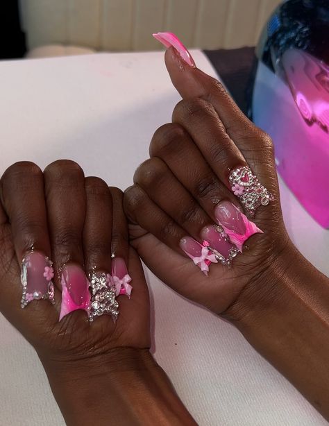 Duck Nails Black Women, Duck Nail, Extra Nails, Nail Designs Bling, Nails Size, Hard Nails, Duck Nails, Colored Acrylic Nails, Girly Acrylic Nails