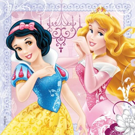 Snow white and Aurora ❤ Disney Princess Photo, Photo Disney, Disneyland Characters, Photo Snow, Belle Princess, All The Princesses, Disney Princess Snow White, All Disney Princesses, Disney Princess Images