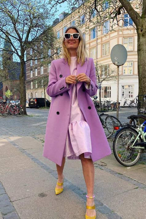 The Major Autumn Colour Trends of 2019 That We'll All Wear | Who What Wear UK Trent Coat, Clothing Closet, Pop Princess, Fall Fashion Coats, Monochromatic Fashion, Ladylike Style, Cool Winter, Colour Trends, Shopping Trolley