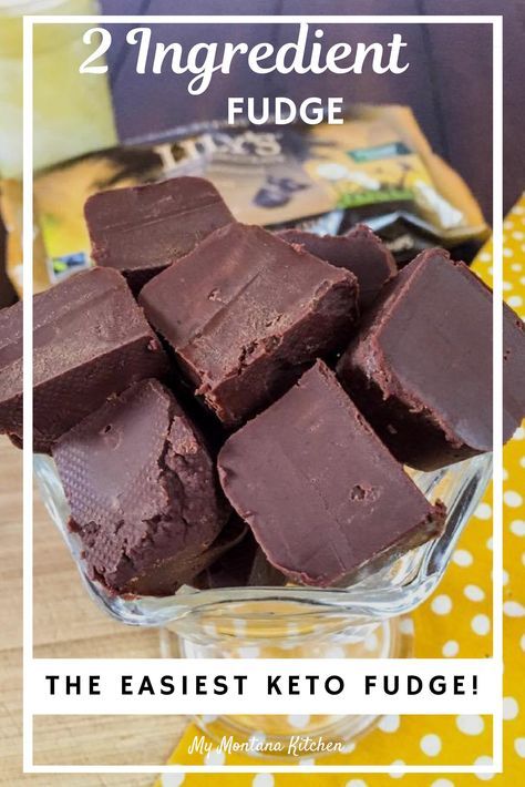 Try this easy condensed milk fudge recipe for an easy, healthy chocolate dessert. This 2 ingredient low carb fudge is sugar free, which means it will soon become one of your favorite keto dessert recipes. This holiday microwave fudge recipe will have everyone who tries it amazed! #ketofudge #lowcarb #trimhealthymama #sugarfree #healthyfudge Low Carb Fudge, Condensed Milk Fudge, Microwave Fudge Recipe, Sugar Free Fudge, 2 Ingredient Fudge, Dolce Poche Calorie, Healthy Fudge, Healthy Chocolate Desserts, Keto Fudge