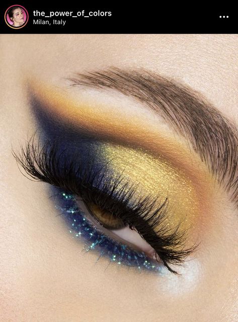 Dark Blue And Gold Makeup, Blue And Yellow Eyeshadow Looks, Blue And Gold Eyeshadow, Blue And Yellow Makeup, Gold Goddess Makeup, Make Up Yeux, Yellow Makeup, Yellow Eyeshadow, Orange Makeup