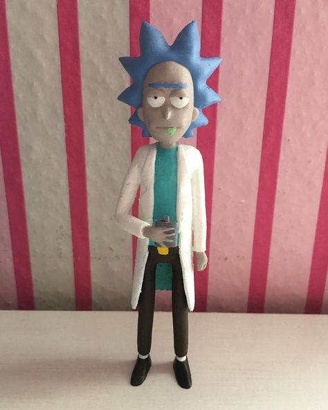 3d Art Clay, Rick And Morty Clay Art, Clay Rick And Morty, Medical Engineering, Rick And Morty Poster, Art Journal Prompts, Polymer Clay Sculptures, Rick Y Morty, Canvas Painting Designs