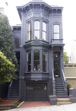 Tiny Homes Design Ideas, Pictures, Remodel, and Decor - page 38 Small Victorian House, Victorian Home Design, Architectural References, Bay Window Design, Victorian Exterior, Property Brothers, Casas Coloniales, Traditional Exterior, Victorian Architecture