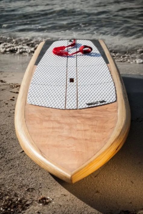 Diy Paddle Board, Diy Paddle, Paddle Board Plans, Wooden Paddle Boards, Rowing Boat, Wooden Paddle, Diy Boat, Boat Projects, Diy Cans