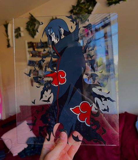 Itachi Uchiha Glass Painting, Obito Glass Painting, Itachi Glass Painting, Naruto Glass Painting, Case Painting, Anime Glass Art, Drawing On Glass Ideas, Anime Glass Painting, Anime Canvas Painting