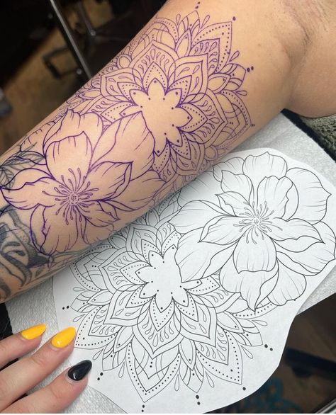 Ladies Tattoo, Tato Mandala, Flower Wrist Tattoos, Dope Tattoos For Women, Feminine Tattoo, Mandala Tattoo Design, Arm Sleeve Tattoos, Girly Tattoos, Up Tattoos