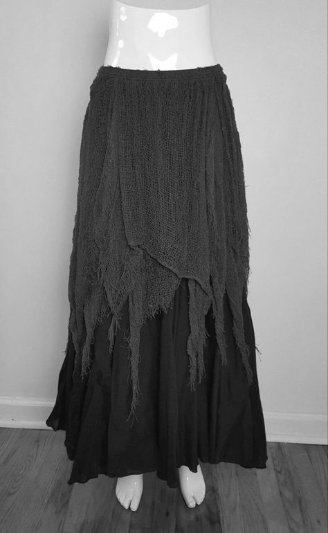 Strega Fashion, Pixie Skirt, Over Skirt, Smaller Waist, Larp Costume, Gothic Clothes, Womens Skirts, Diy Halloween, Upcycle Clothes