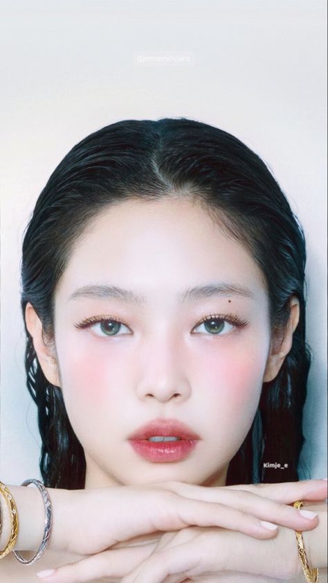 Kpop Makeup, Korean Kpop, Asian Eyes, Asian Eye Makeup, Pretty Hair, Asian Makeup, Wet Look, Jennie Kim, Kim Jisoo