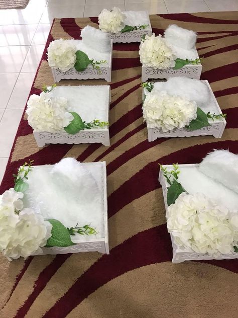 Dulang Hantaran Ideas Trays, Gubahan Hantaran Ideas, Dulang Hantaran Ideas, Hantaran Ideas, Gubahan Hantaran, Dulang Hantaran, Wedding Gift Hampers, Wedding Trousseau, Wrapping Techniques