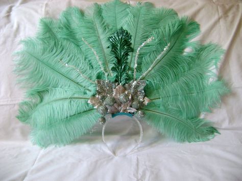 Carnival Head Piece, Brazil Carnival Headpiece, Carnival Headdress, Carnaval Outfit, End Of Year Party, Samba Costume, Brazil Carnival, Mardi Gras Outfits, Aquamarine Color