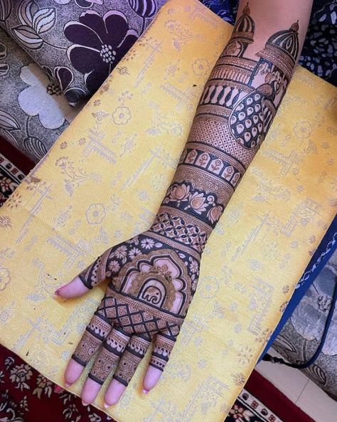 Karva Choth Mehndi, Mehendi Videos, Traditional Mehandi, Diwali Mehndi, Designer Mehendi, Groom Sister, Mehndi Hand, Front Mehndi, Baby Mehndi Design